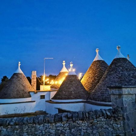 マルティナ・フランカ Trulli And Pool - I Cactusヴィラ エクステリア 写真