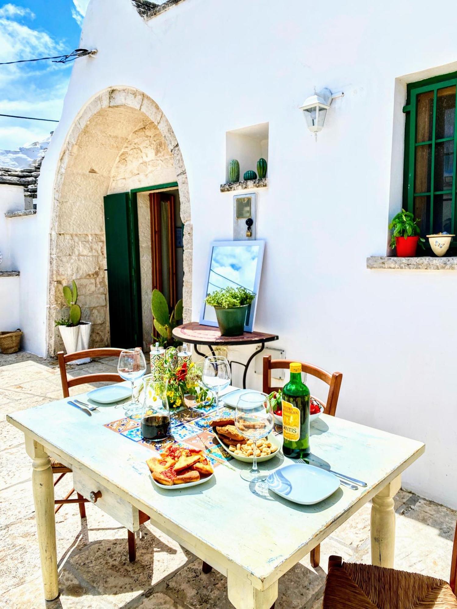 マルティナ・フランカ Trulli And Pool - I Cactusヴィラ エクステリア 写真