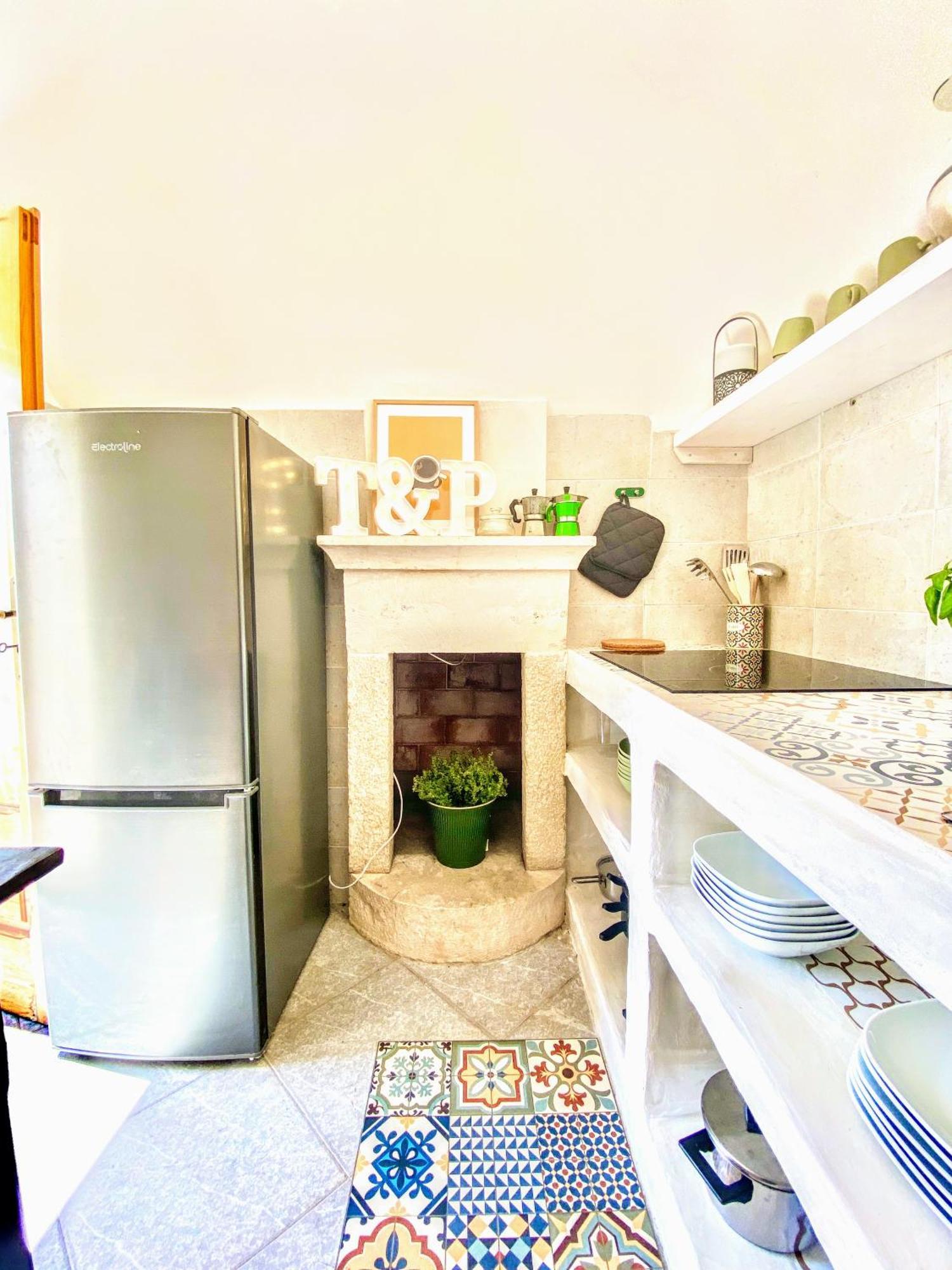 マルティナ・フランカ Trulli And Pool - I Cactusヴィラ エクステリア 写真