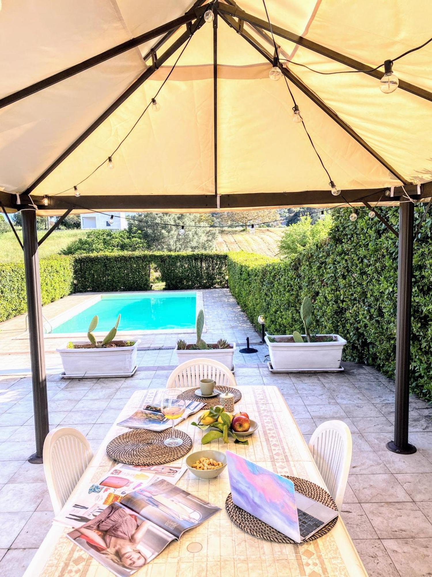 マルティナ・フランカ Trulli And Pool - I Cactusヴィラ エクステリア 写真